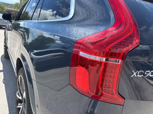 Used 2024 Volvo XC90 B5 Plus w/ Protection Package Premier image 12