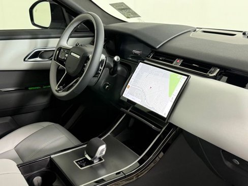 New 2026 Land Rover Range Rover Velar S image 31
