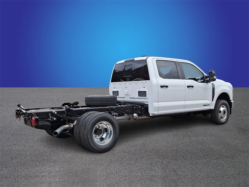 New 2026 Ford F350 XL image 3