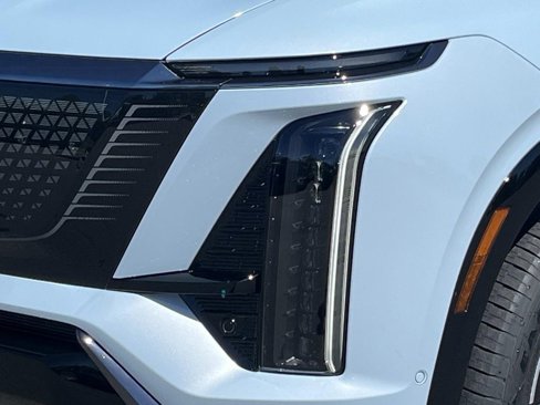 New 2026 Cadillac Vistiq Sport image 9
