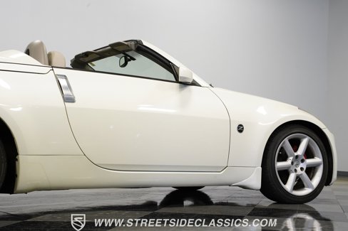 Used 2004 Nissan 350Z Touring image 28