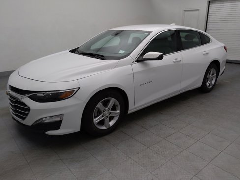 Used 2024 Chevrolet Malibu LT image 2