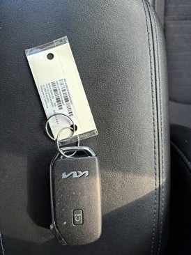 Used 2023 Kia Seltos S w/ Navigation Package image 25