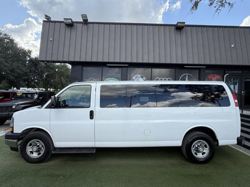 Used 2020 Chevrolet Express 3500 LT w/ LT Preferred Equipment Group image 7