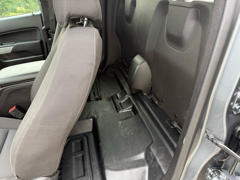 Used 2022 Chevrolet Colorado LT w/ Fleet Safety Package image 26