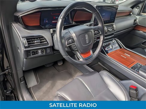 Certified 2024 Lincoln Navigator L 4WD image 15
