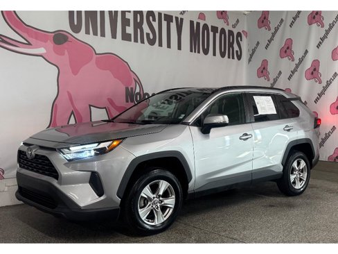 Used 2022 Toyota RAV4 XLE image 7