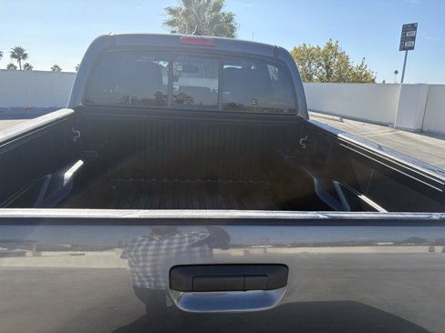 Used 2012 Toyota Tacoma PreRunner image 16