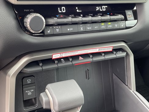 New 2026 Toyota Tundra Limited image 8