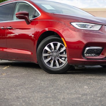 Used 2021 Chrysler Pacifica Touring-L image 10