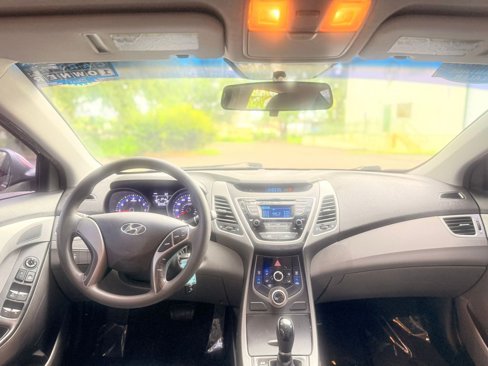 Used 2016 Hyundai Elantra SE image 13