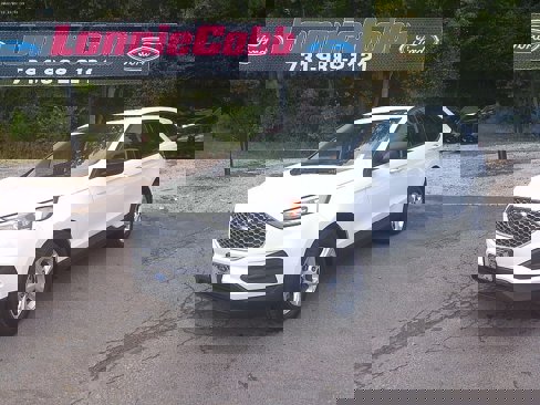 Used 2023 Ford Edge SE image 2