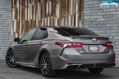 Used 2022 Toyota Camry SE w/ Convenience Package image 4