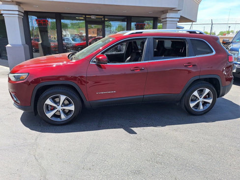 Used 2019 Jeep Cherokee Limited image 1