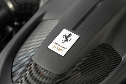 Used 2025 Ferrari Roma Spider image 21