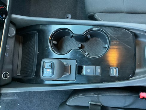 Used 2023 Nissan Rogue S image 15