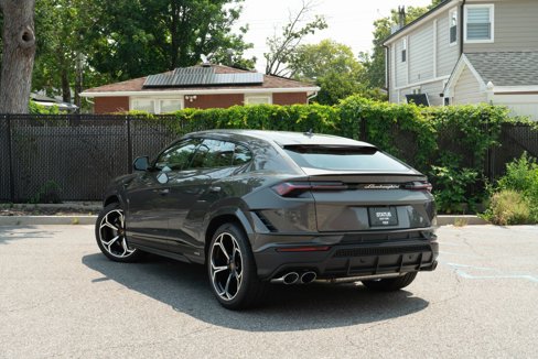 Used 2024 Lamborghini Urus S image 27