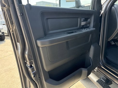 New 2025 RAM 2500 Tradesman image 18