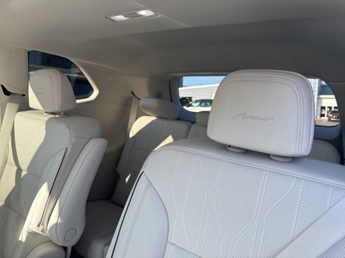 New 2026 Buick Enclave Avenir w/ Super Cruise Package image 14
