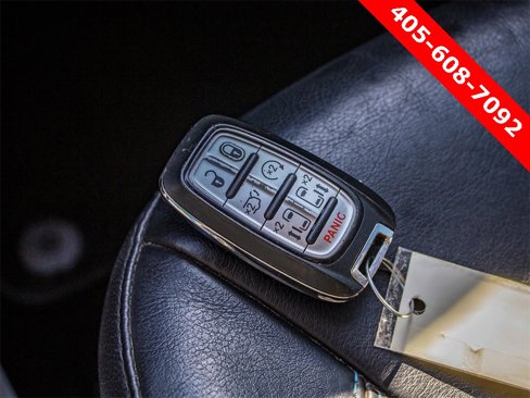 Used 2021 Chrysler Pacifica Touring-L image 31