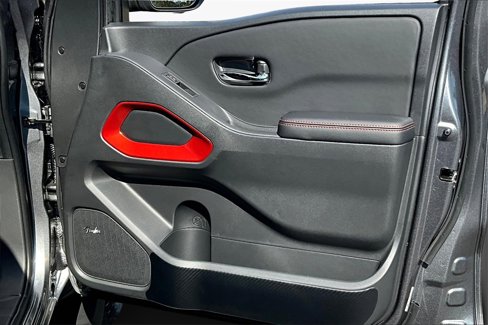 New 2025 Nissan Frontier PRO-4X w/ Pro Premium Package image 32
