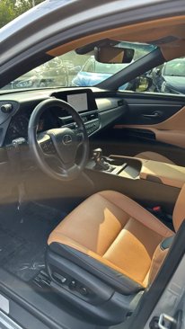 Used 2023 Lexus ES 350 image 9