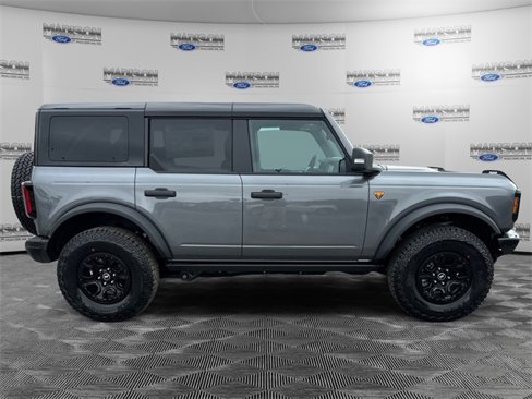 New 2025 Ford Bronco Badlands image 6