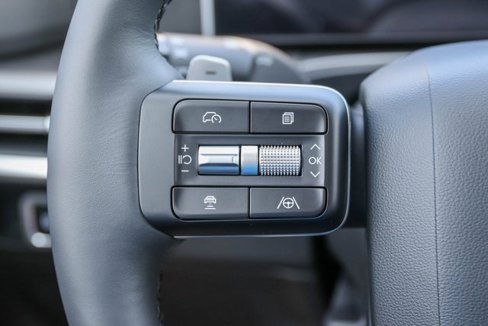 New 2026 Hyundai Santa Fe SE image 23