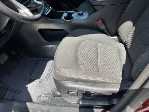 Used 2020 GMC Terrain SLE w/ Driver Convenience Package image 13