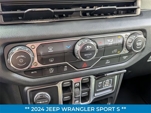 Used 2024 Jeep Wrangler Sport S image 22