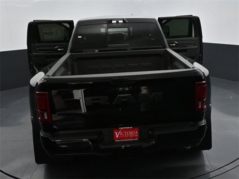 New 2025 RAM 3500 Laramie image 21