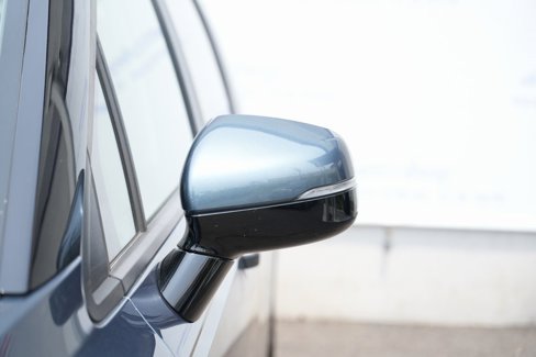 Used 2024 Kia Carnival EX image 14