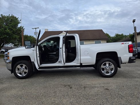 Used 2018 Chevrolet Silverado 2500 LTZ w/ Vortec Plus Package image 5
