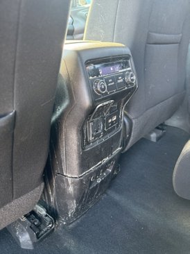 Used 2023 GMC Acadia SLE w/ Driver Convenience Package image 6