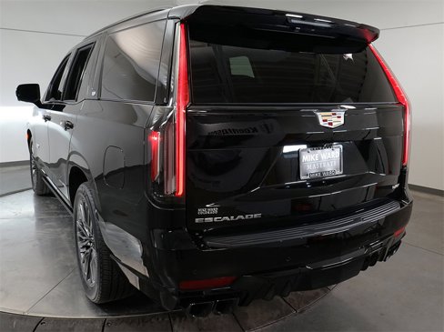 Used 2023 Cadillac Escalade V w/ Heavy-Duty Trailer Package image 24
