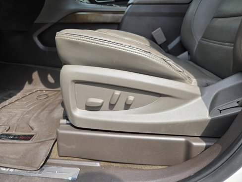 Used 2019 GMC Yukon XL Denali w/ Denali Ultimate Package image 11