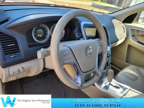 Used 2011 Volvo XC60 T6 image 11
