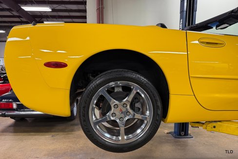 Used 2002 Chevrolet Corvette Convertible w/ Preferred Equipment Group2 image 89