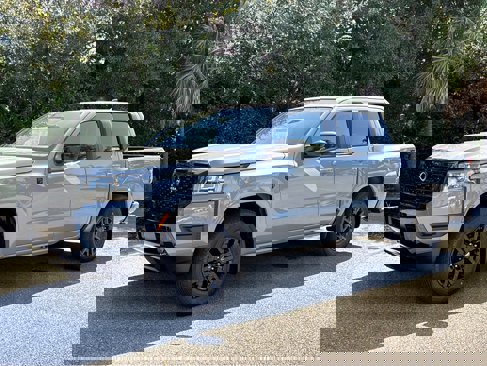 New 2026 Nissan Frontier SV image 3