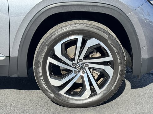 Certified 2021 Volkswagen Atlas SEL Premium image 12