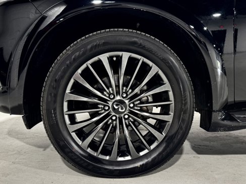 Used 2023 INFINITI QX80 Sensory image 34
