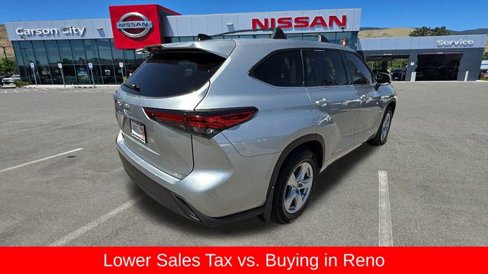 Used 2022 Toyota Highlander L image 3