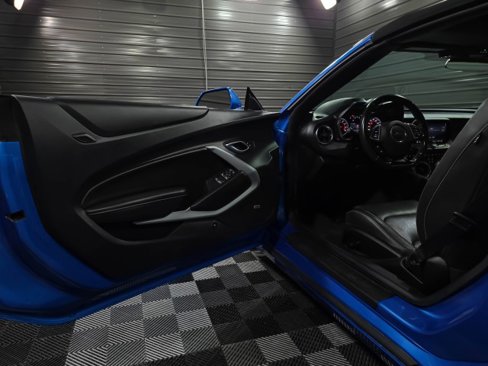 Used 2024 Chevrolet Camaro LT w/ RS Package image 30