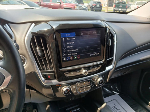 Used 2020 Chevrolet Traverse Premier image 3