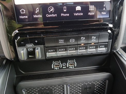 New 2026 RAM 3500 Laramie image 41