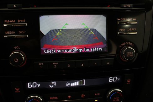 Used 2015 Nissan Rogue SV image 29