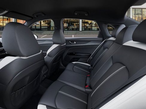 New 2025 Kia K5 GT-Line image 18