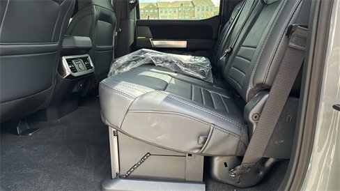 New 2025 Ford F250 Platinum image 21