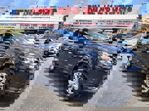 Used 2019 Nissan Rogue Sport S w/ Appearance Package image 2