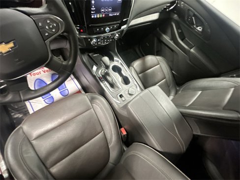 Used 2023 Chevrolet Traverse High Country image 21